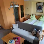 Haus Sundl - 3* אמרסדורף אן דר דונאו