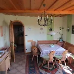Haus Sundl - אמרסדורף אן דר דונאו